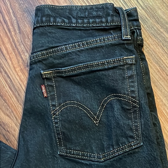 NWOT Levi’s Wedgie Straight, 25x26 - Picture 10 of 13
